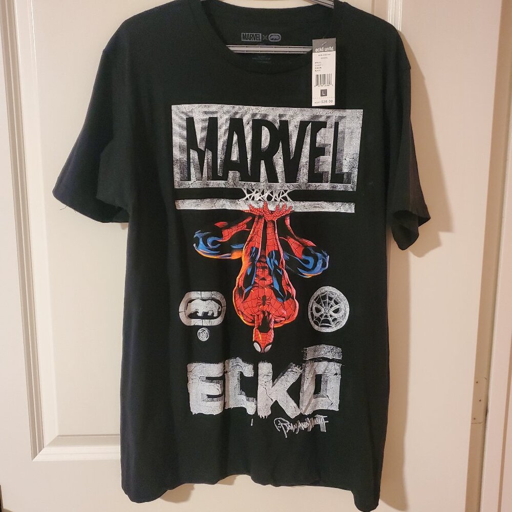 NWT Marvel x Marc Ecko Unlimited Spider-man mens black T-shirt Raw and Uncut L